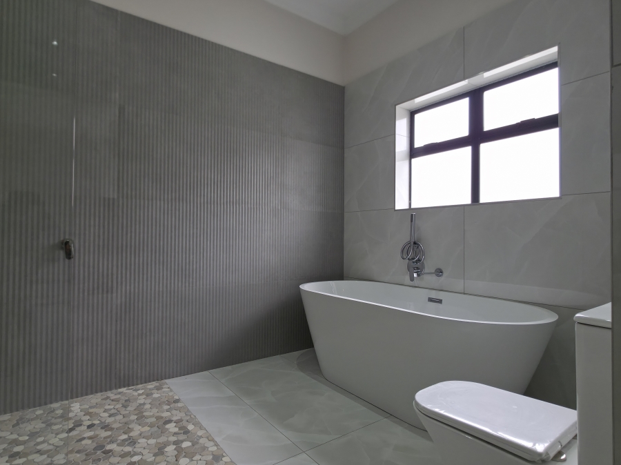 3 Bedroom Property for Sale in Fountains Estate Eastern Cape